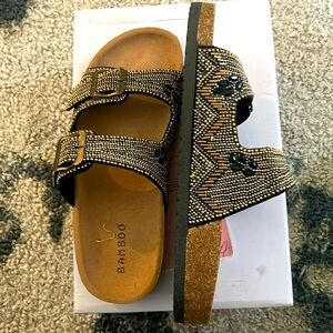 Bamboo slide on sandals. Sz. 8. True to size.
